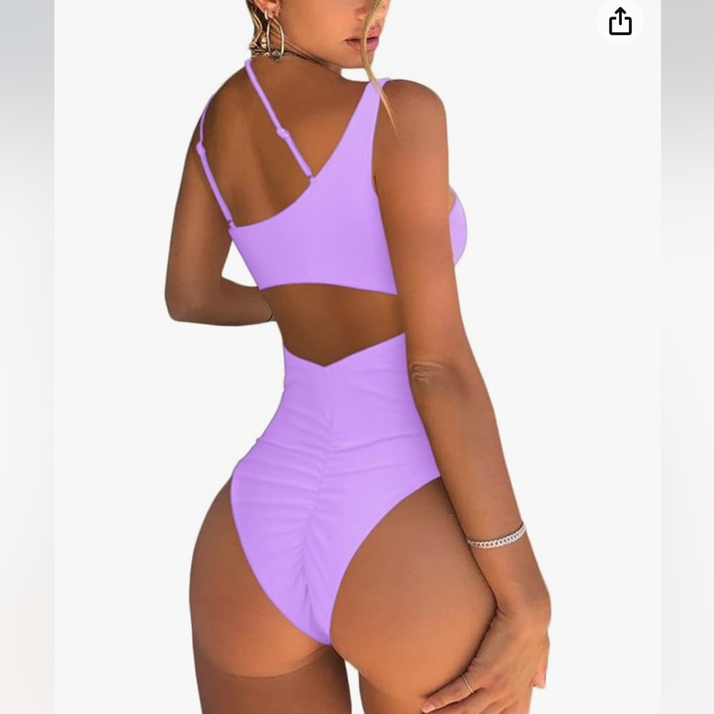 swimsuit - Picture 2 of 3
